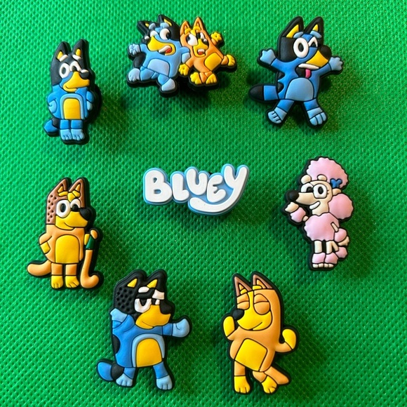 NEW- Set of 8 Bluey Croc Charms Bundle - Picture 1 of 1